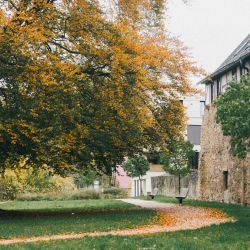 walk historic scenic landmark