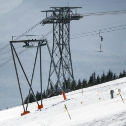 ideal for beginner ski adventure