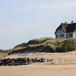 serene seaside vacation getaways