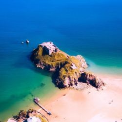 boat tours visit fortress