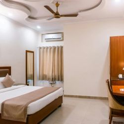 luxury beachfront resort tips