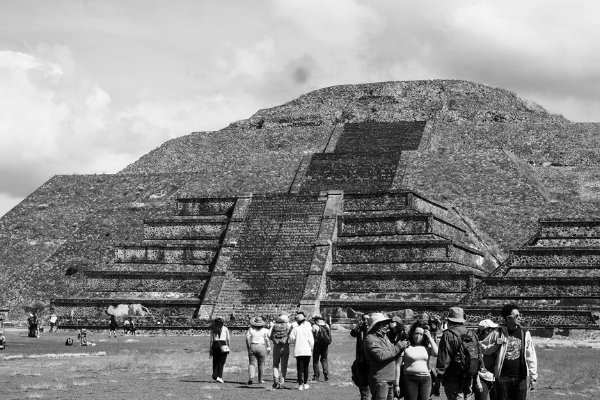 beach resorts with archaeological tours