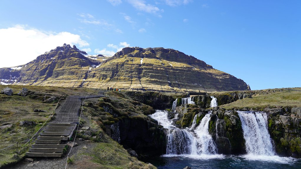 hiking tips for millomeri waterfall