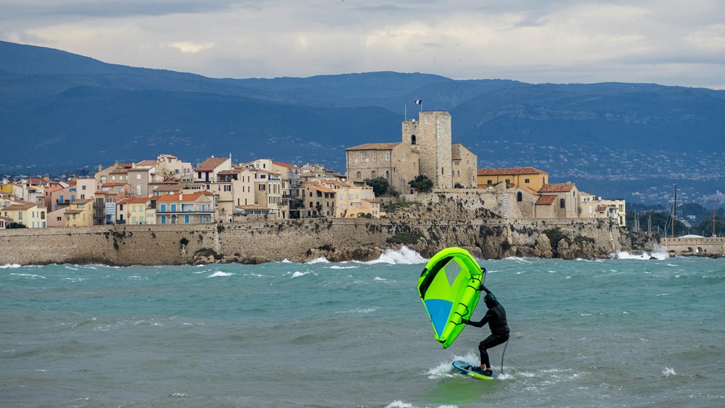 mediterranean kitesurfing destination choice