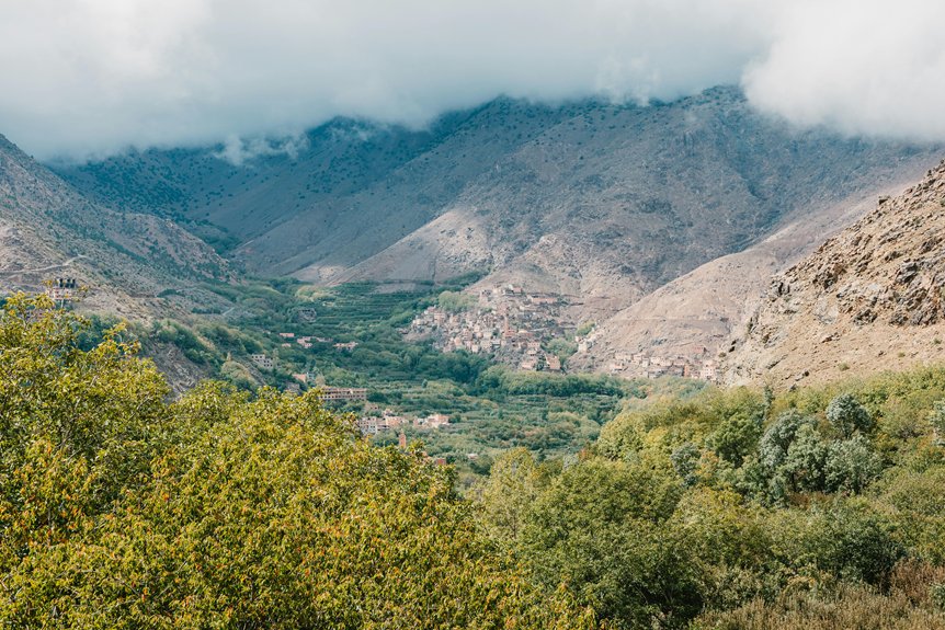 stunning hiking destinations nearby