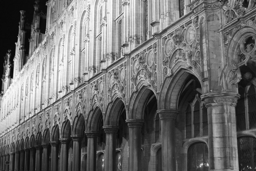 venetian monuments at night