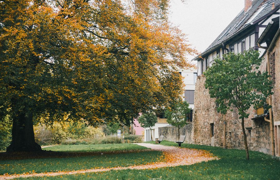 walk historic scenic landmark