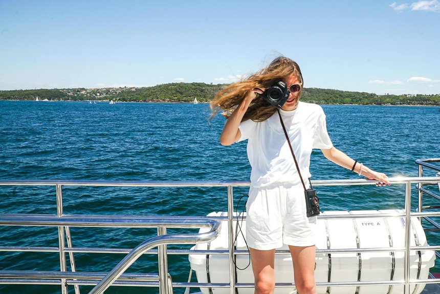 capture colorful waterfront scenes