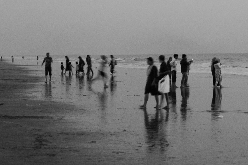 ideal family beach settings
