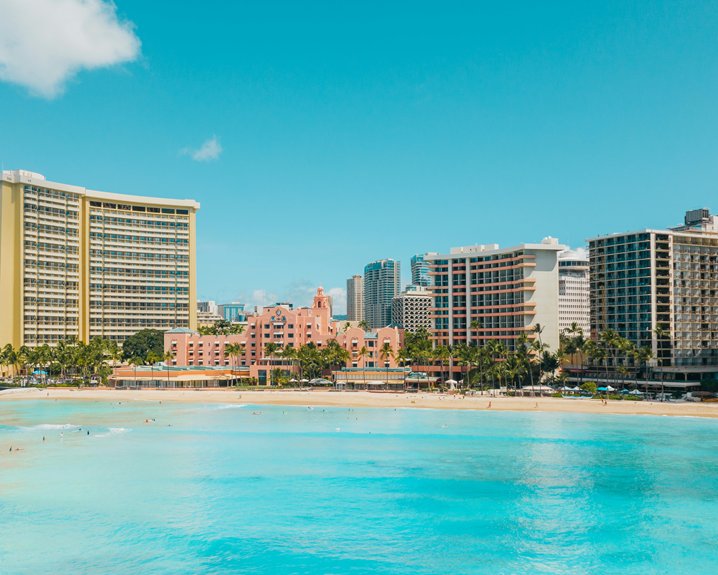 luxurious cypriot sea resorts