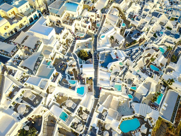 relaxing resort pool experiences