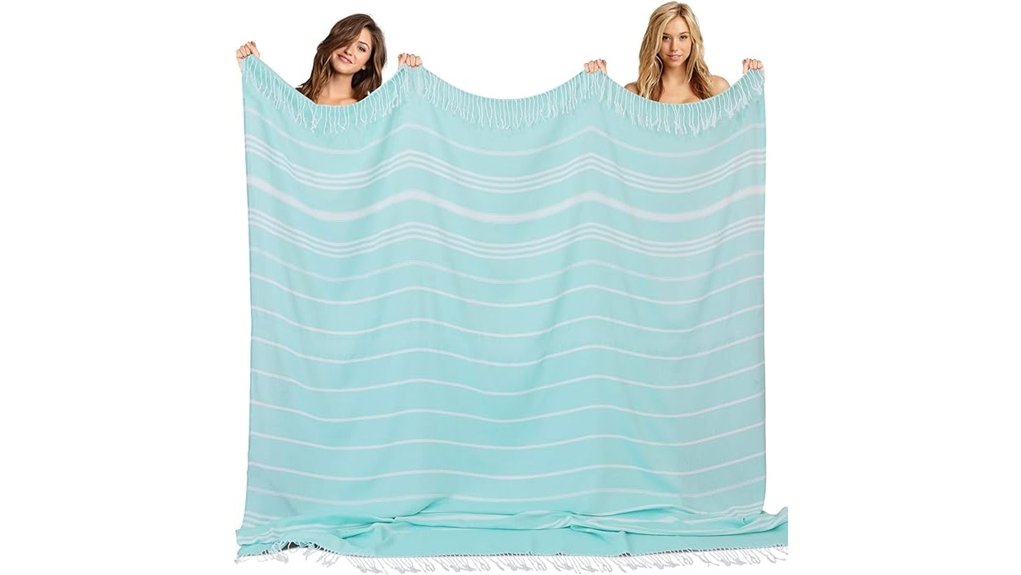 genovega oversized sand free towel