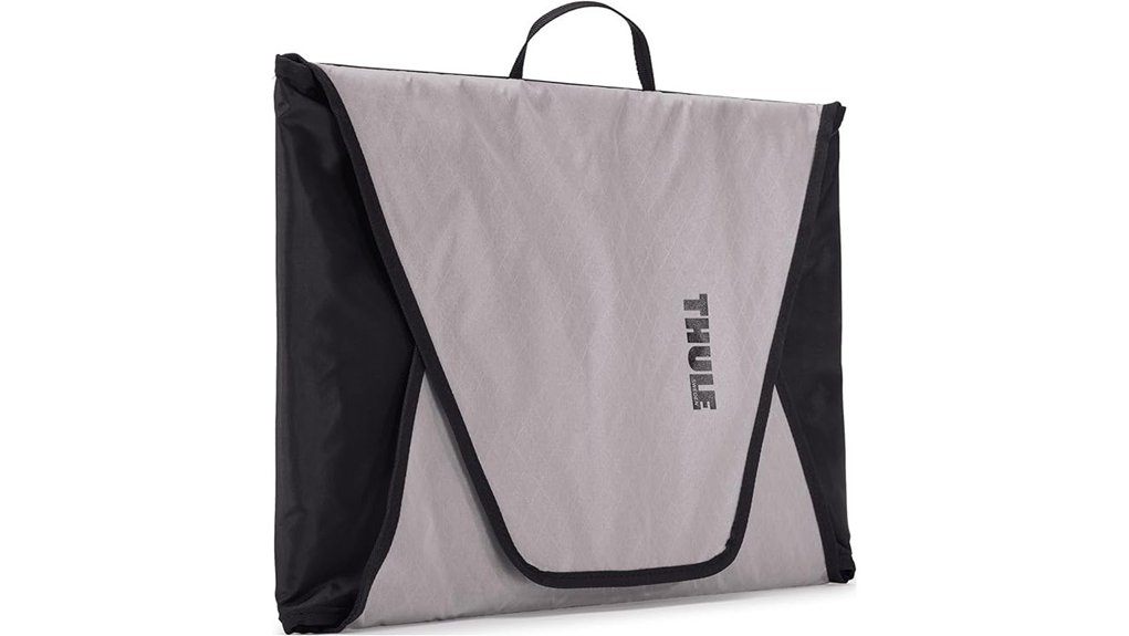 thule garment folder white