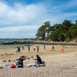 best beaches for family boating
