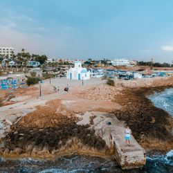 ideal times for seaside visits