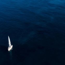 sustainable yacht charter booking
