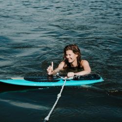 wakeboarding lessons near tourist beaches