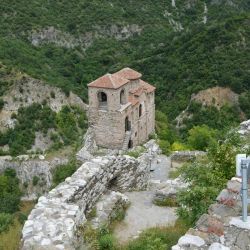 scenic historic challenging unforgettable hiking trails