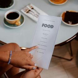 family friendly beach dining